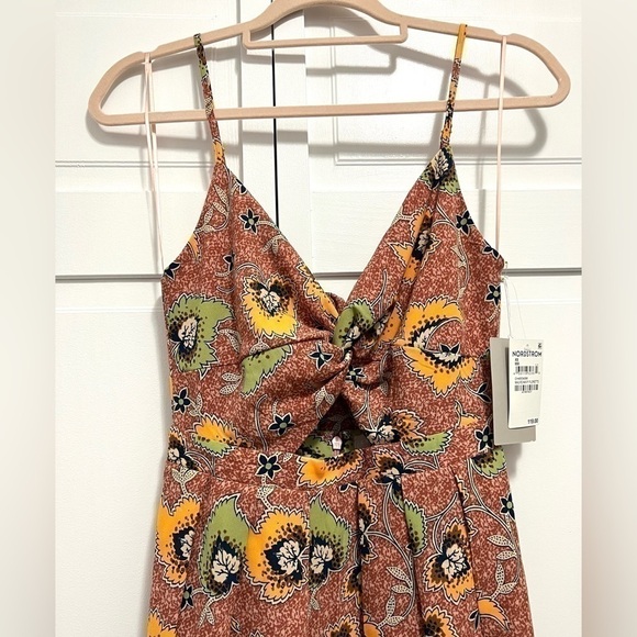 Chelsea28 Cutout Sleeveless Maxi Dress (Size XS) - Picture 8 of 12